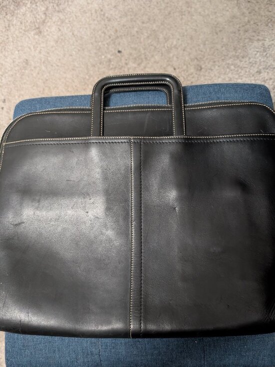 Coach Handbags - Vintage Coach leather portfolio/briefcase